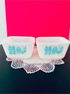 Pair Of Vintage Pyrex Amish Butterprint Fridgies